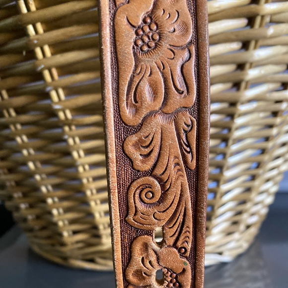 Genuine Leather Belt - Picture 10 of 15